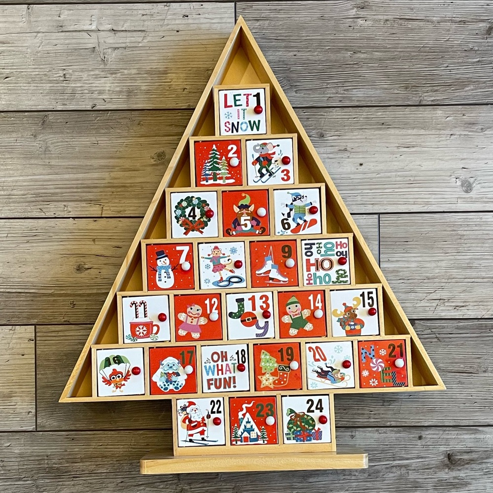 Wooden Christmas Holiday Tree Advent Calendar